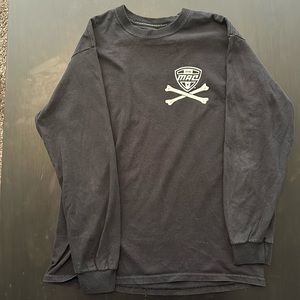 MAC MACtion Fly The Flag Long Sleeve T-Shirt Medium M